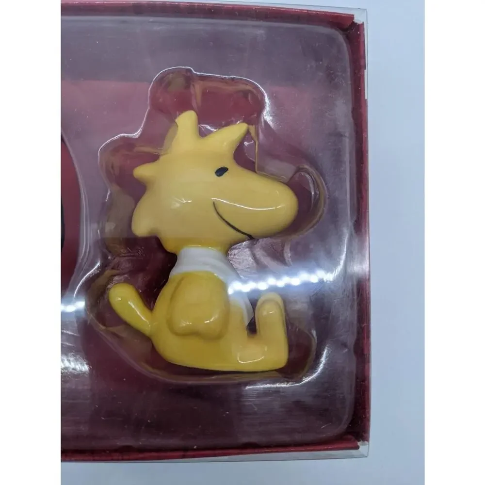 Peanuts - Woodstock in Water Dish - Salt and Pepper Shaker